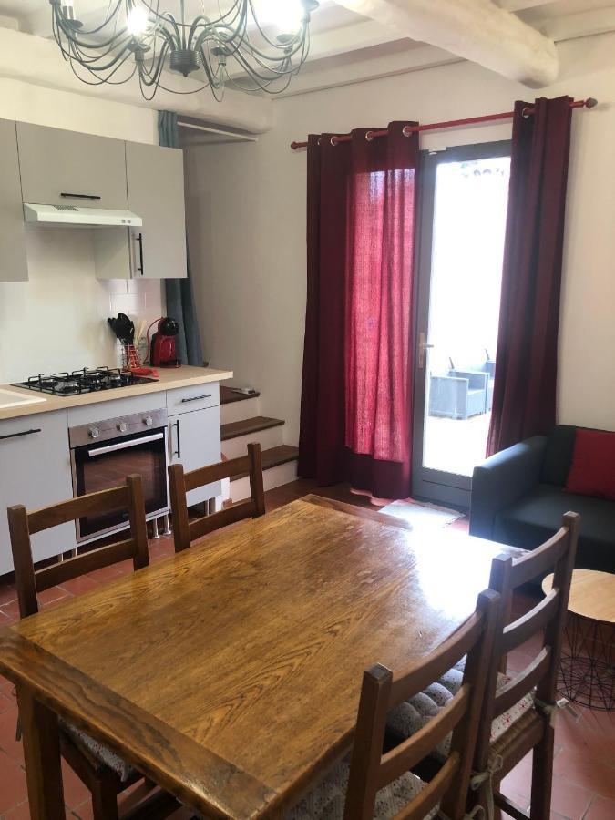 Au Mimosa -Gite Le Canigou Passa Екстер'єр фото